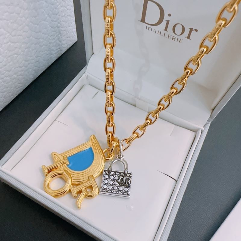 chr1st1an D10r necklaces